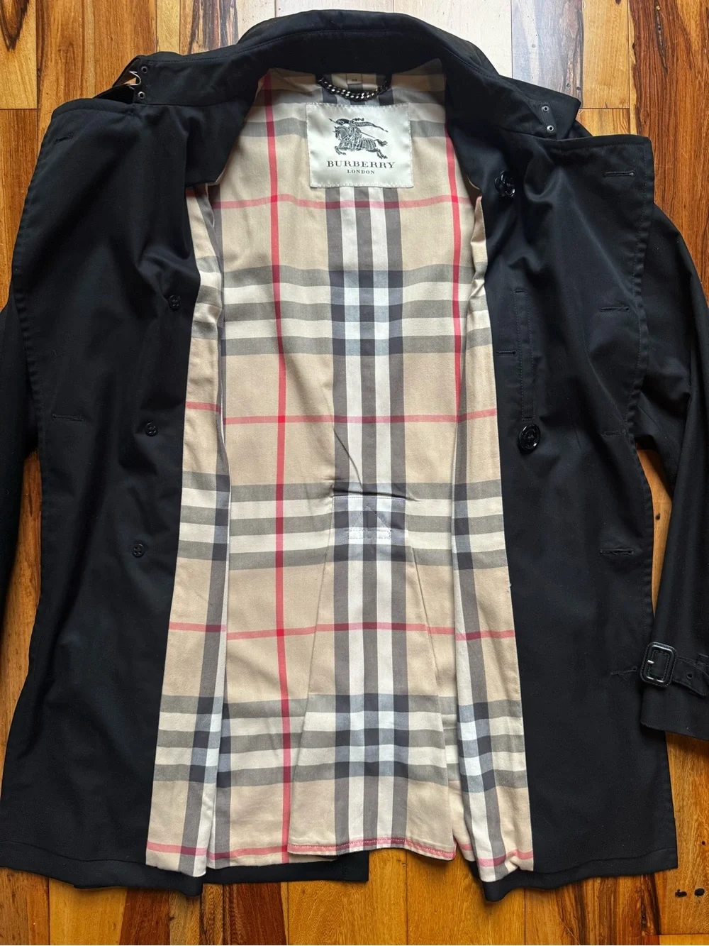 Burberry stunning kensington